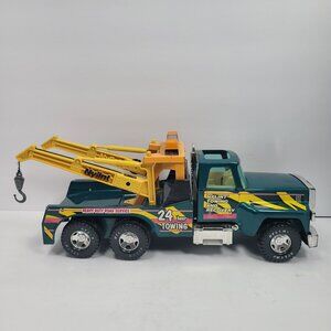 Vintage Nylint 24 Hour Towing & Recovery Heavy Duty Road Service Toy Tow Truck